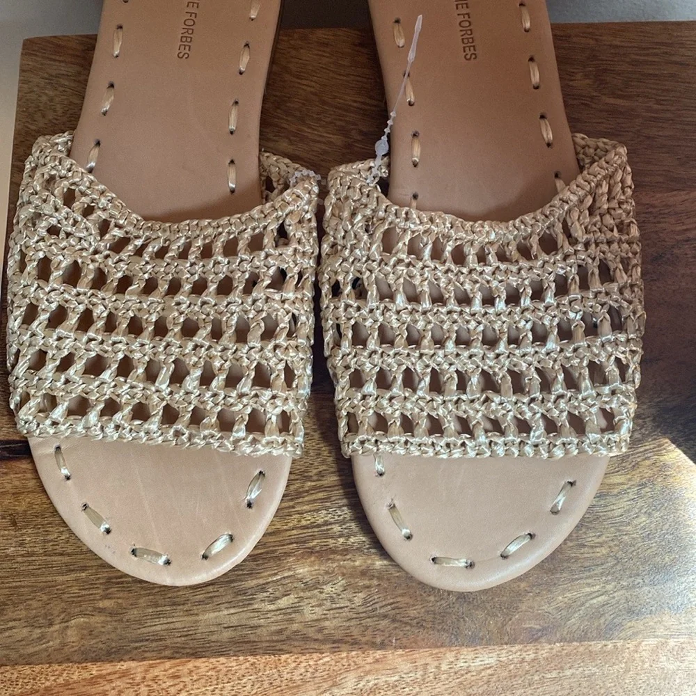 CARRIE FORBES Mour Slides In Dore Raffia Woven Sandals Flats